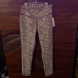 BNWT Hurley wild party V shaped waist legging